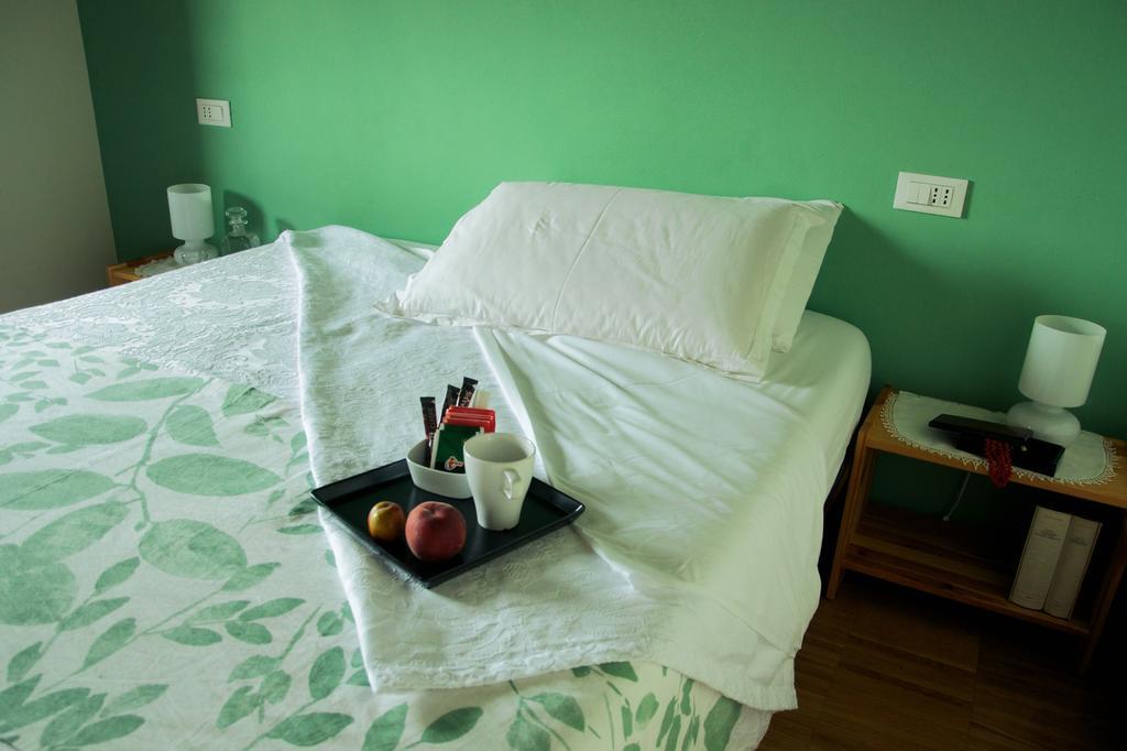 Cascina Delle Mele Bed and Breakfast Vittuone Buitenkant foto