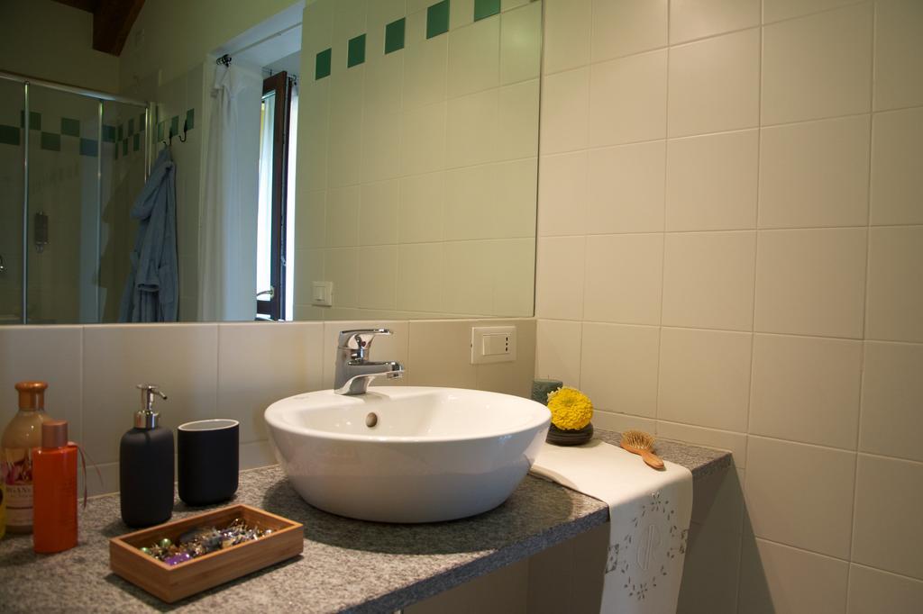 Cascina Delle Mele Bed and Breakfast Vittuone Buitenkant foto